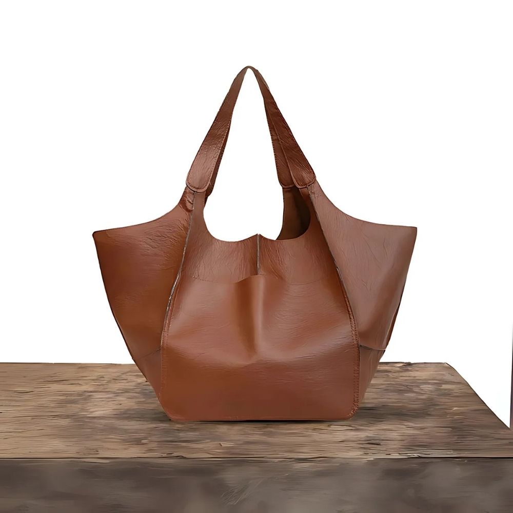 Laura’s Timeless Allure | Vintage Bag |