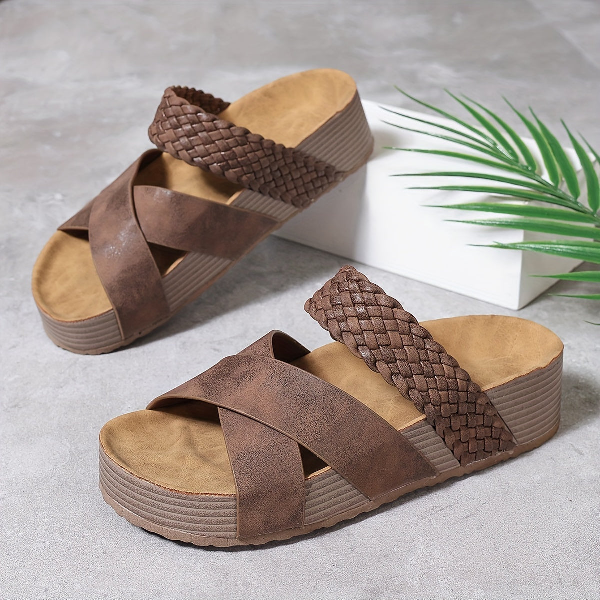 TOLEDO® SANDAL WITH COMFORTABLE PLATFORM SOLE