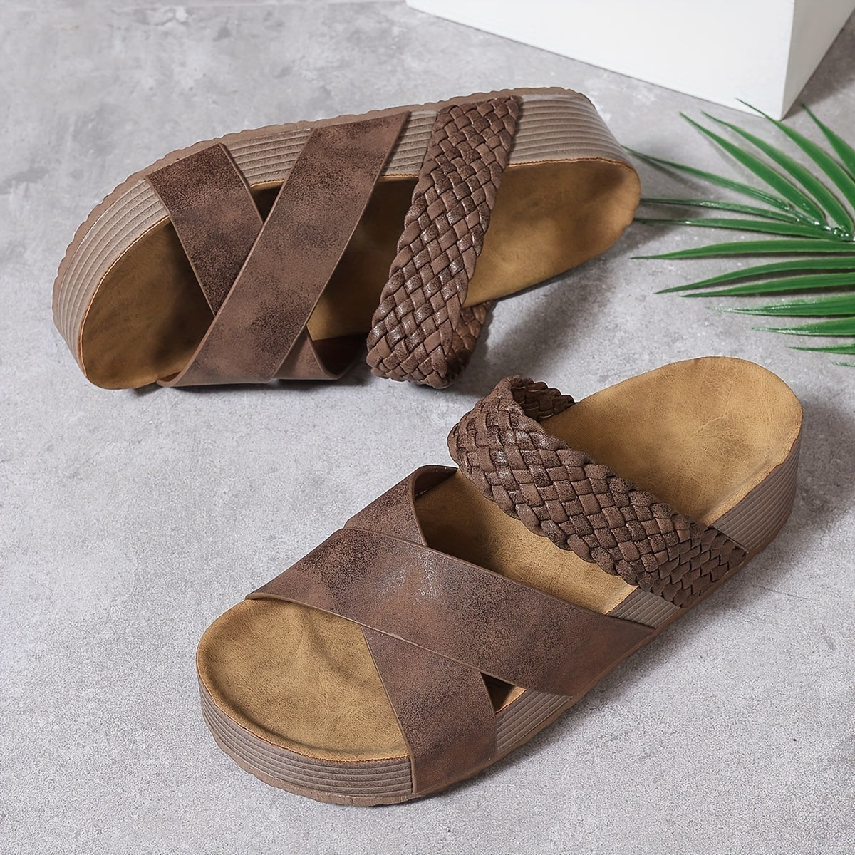 TOLEDO® SANDAL WITH COMFORTABLE PLATFORM SOLE